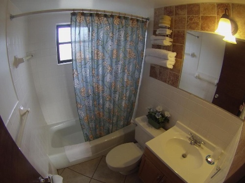 Lago Motor Inn image 32