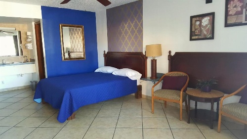 Lago Motor Inn image 7